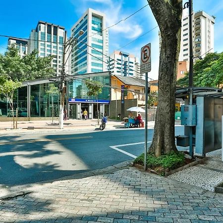 Flat Em Frente Ao Metro Moema 圣保罗 外观 照片